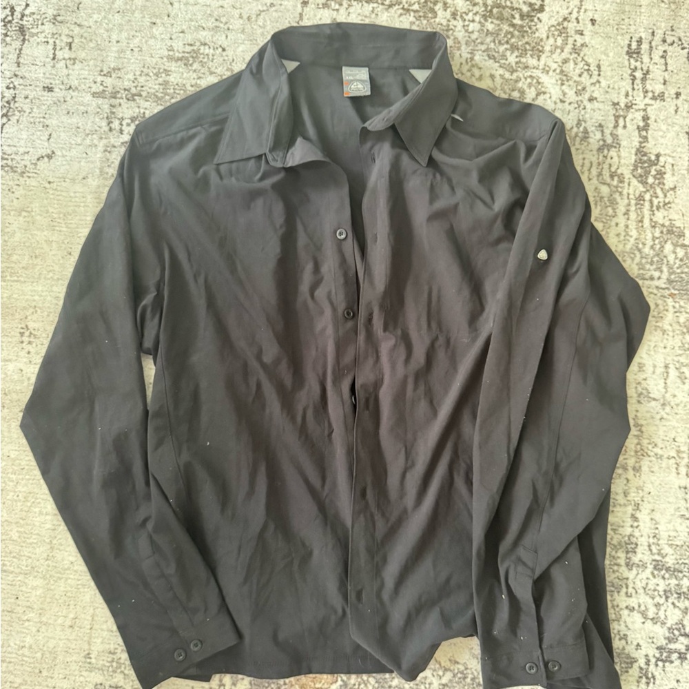 Black Long Sleeve Button-Up Shirt